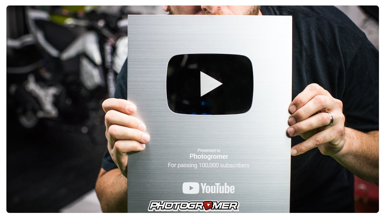 Кнопка ютуба за 100 подписчиков. Youtube 100k button. A button for 100 л subscribers. Youtube премия. Silver Play button Size.